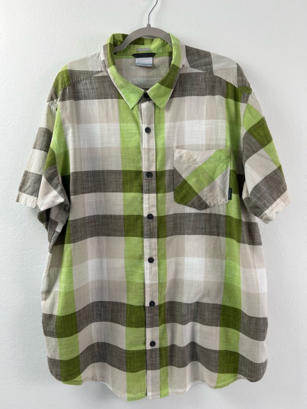 Columbia Cotton Plaid Short Sleeve Button Down - Picture 1 of 10